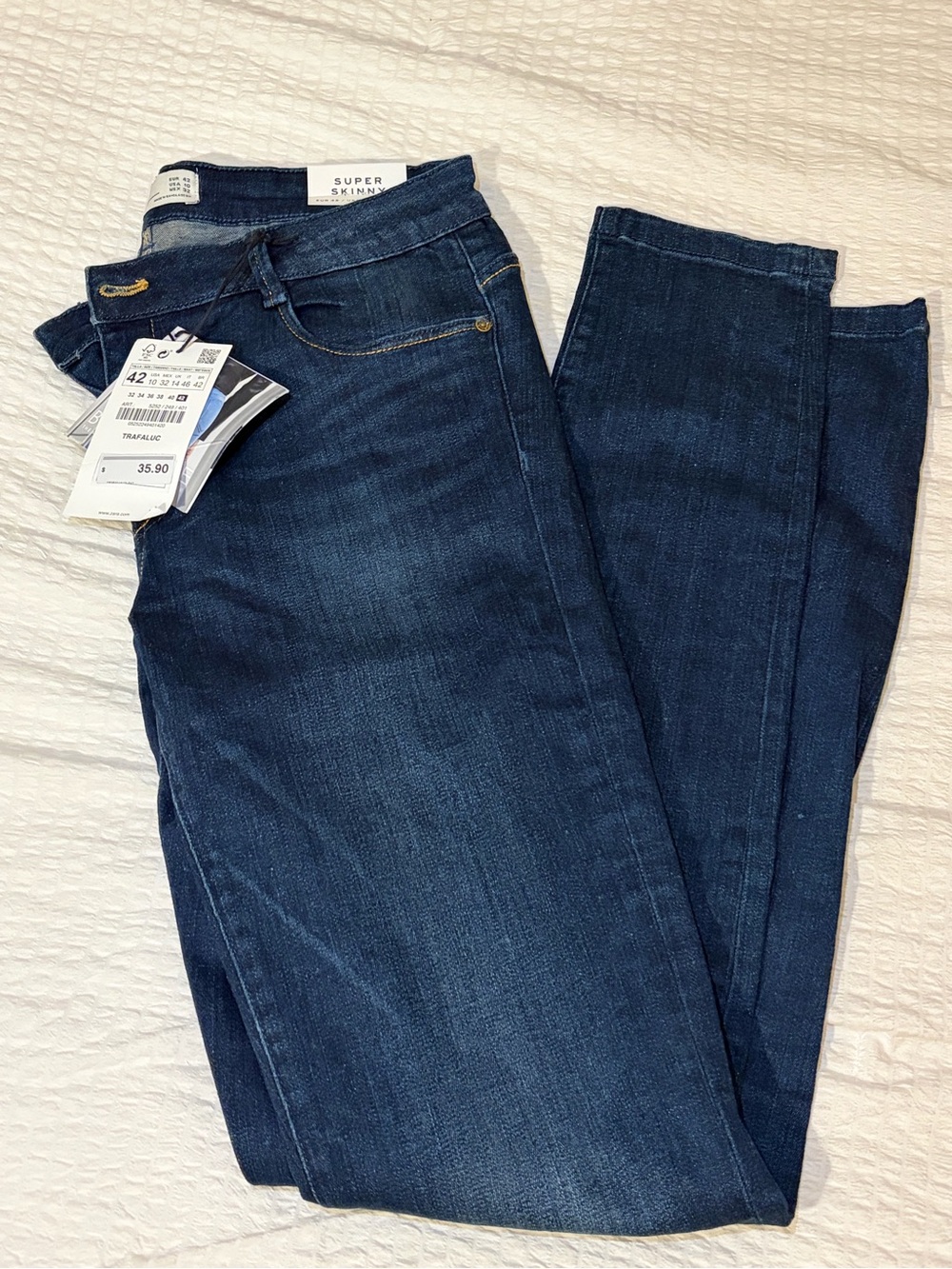 Zara Super Skinny Jeans in Dark Blue Denim